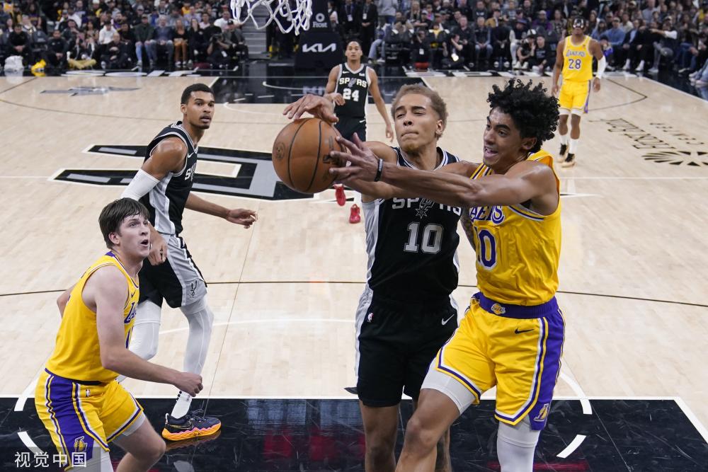 迷们提供了 迷们提供了