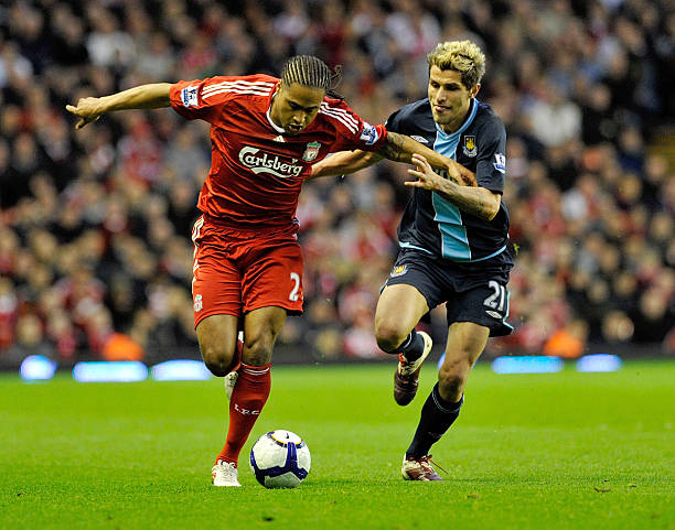 卫其权益而 卫其权益而