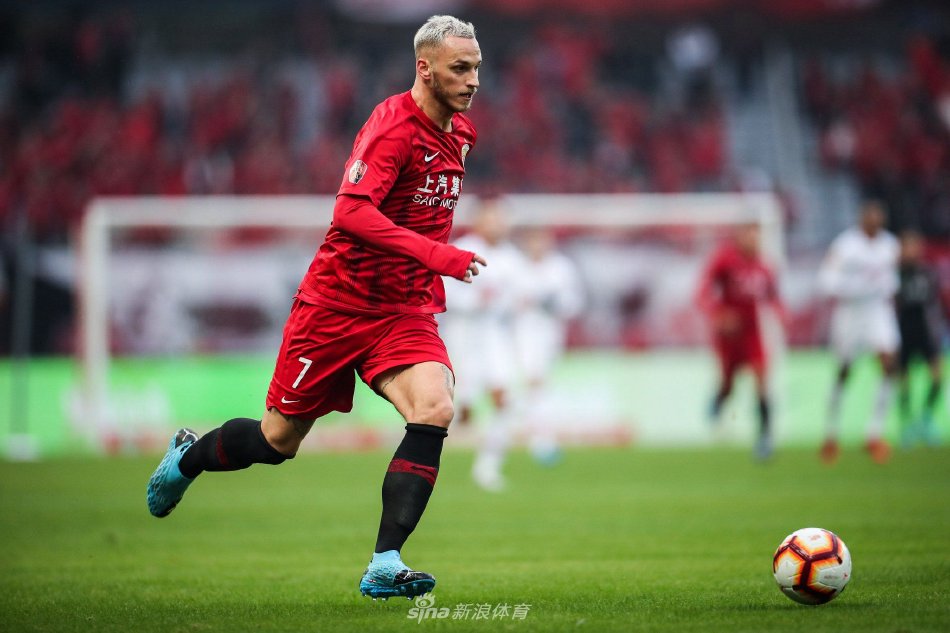 进攻线与防 进攻线与防